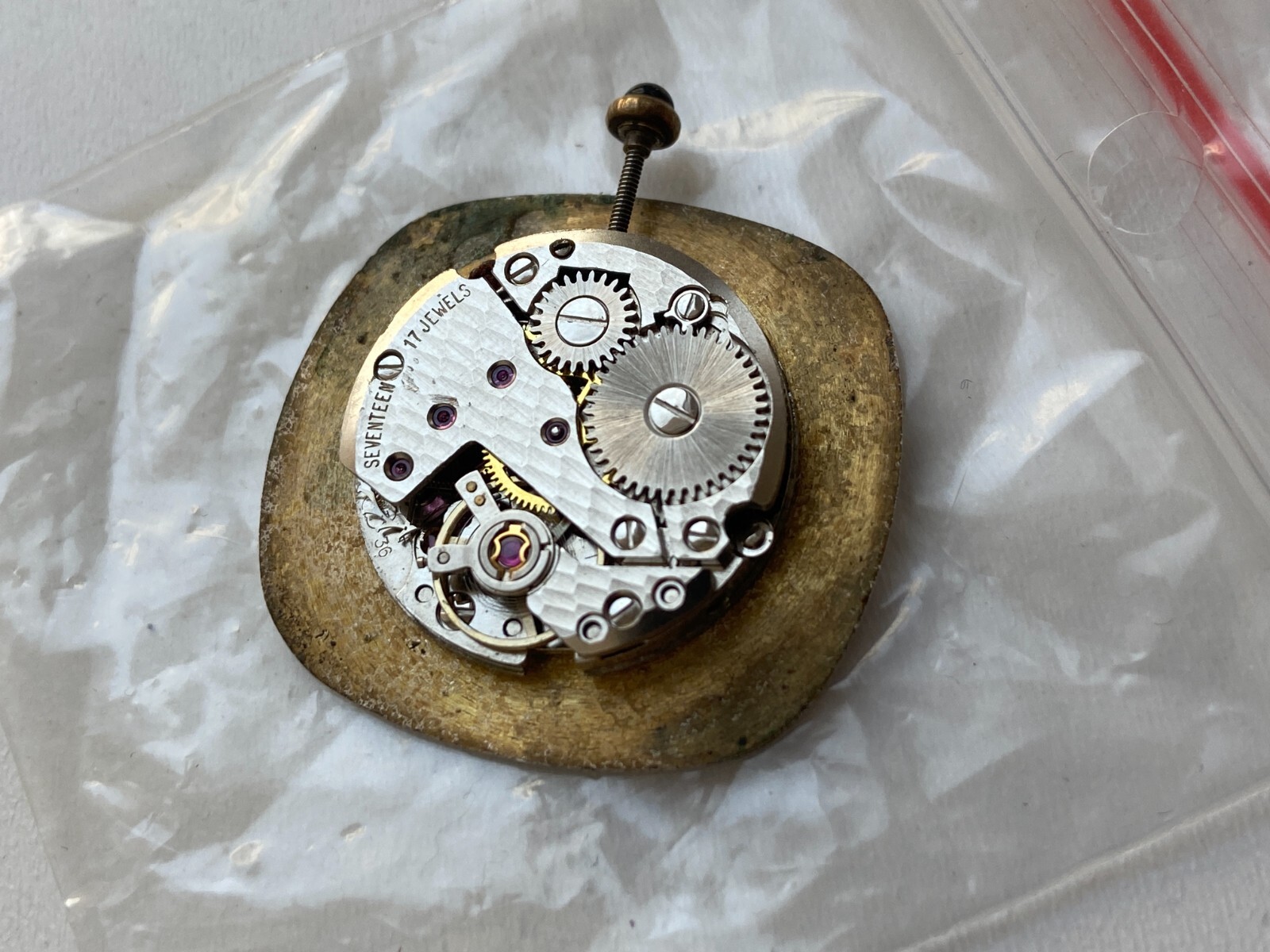 VINTAGE WOMEN WATCH MOVMENT BREIL OKAY 17 JEWELS SALE FOR PARTS CAL FHF INT 36