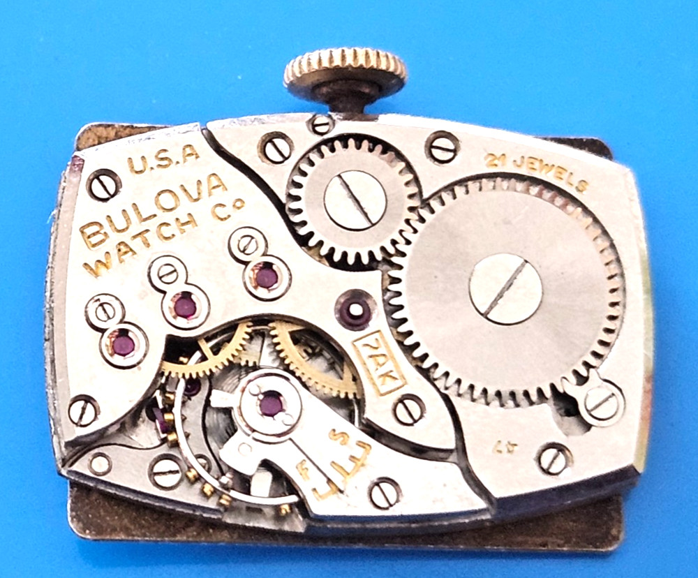 BULOVA 7AK 21J Watch Movement (REMOVED FROM GOLD CASE/BALANCE RUNS) lot26