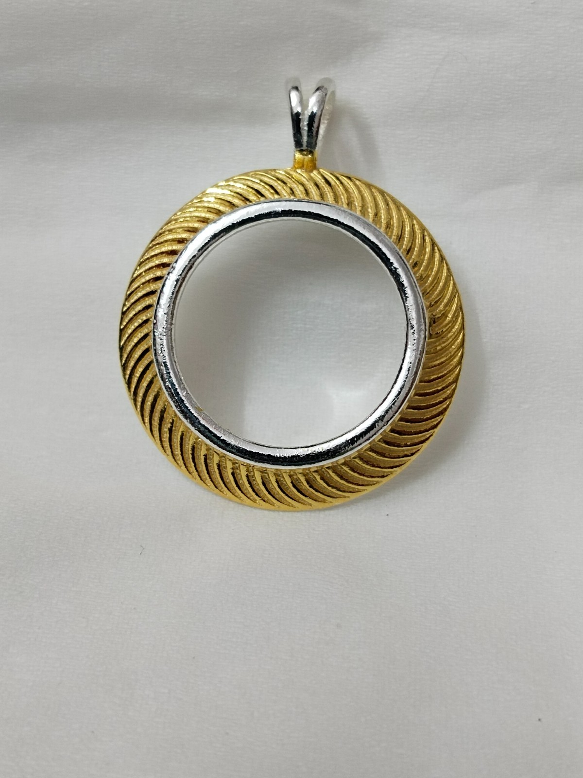 925 Sterling Silver 18k Gold Plated Sterling Silver Round Bezel Pendant Blank