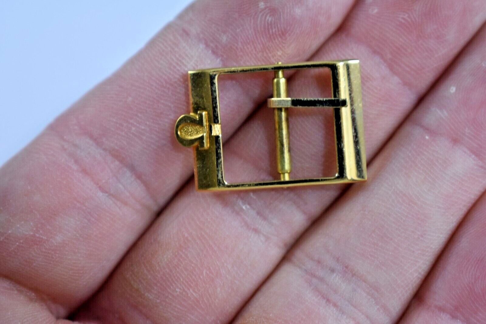 Vintage Omega Gold Tone Wrist Watch Band Buckle Bar In The Middle 14.65mm lot.z
