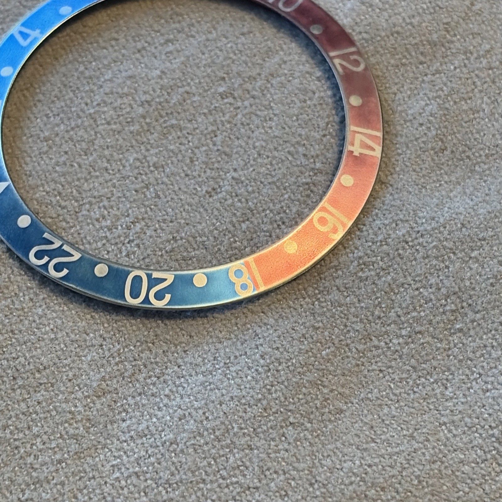 NEW AGED BEZEL INSERT PEPSI ALUMINUM FOR ROLEX GMT BLUE RED. 37.5 x 30.7 mm