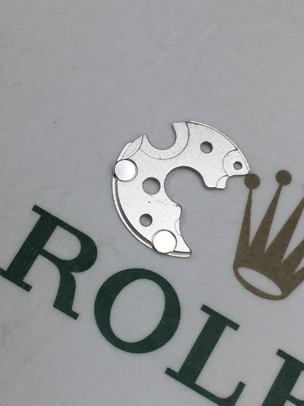 GENUINE Authentic Rolex 2235 _ 180 Date Platform , Perfect Condition