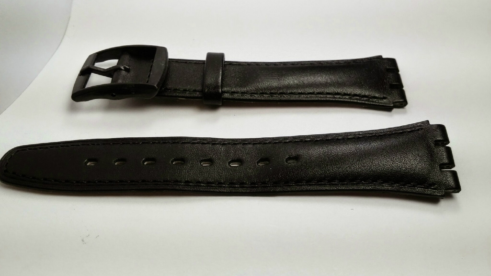 Black Band, Veau Veritable, Black, with buckle, and 2 pins, 17mm (16.5mm)