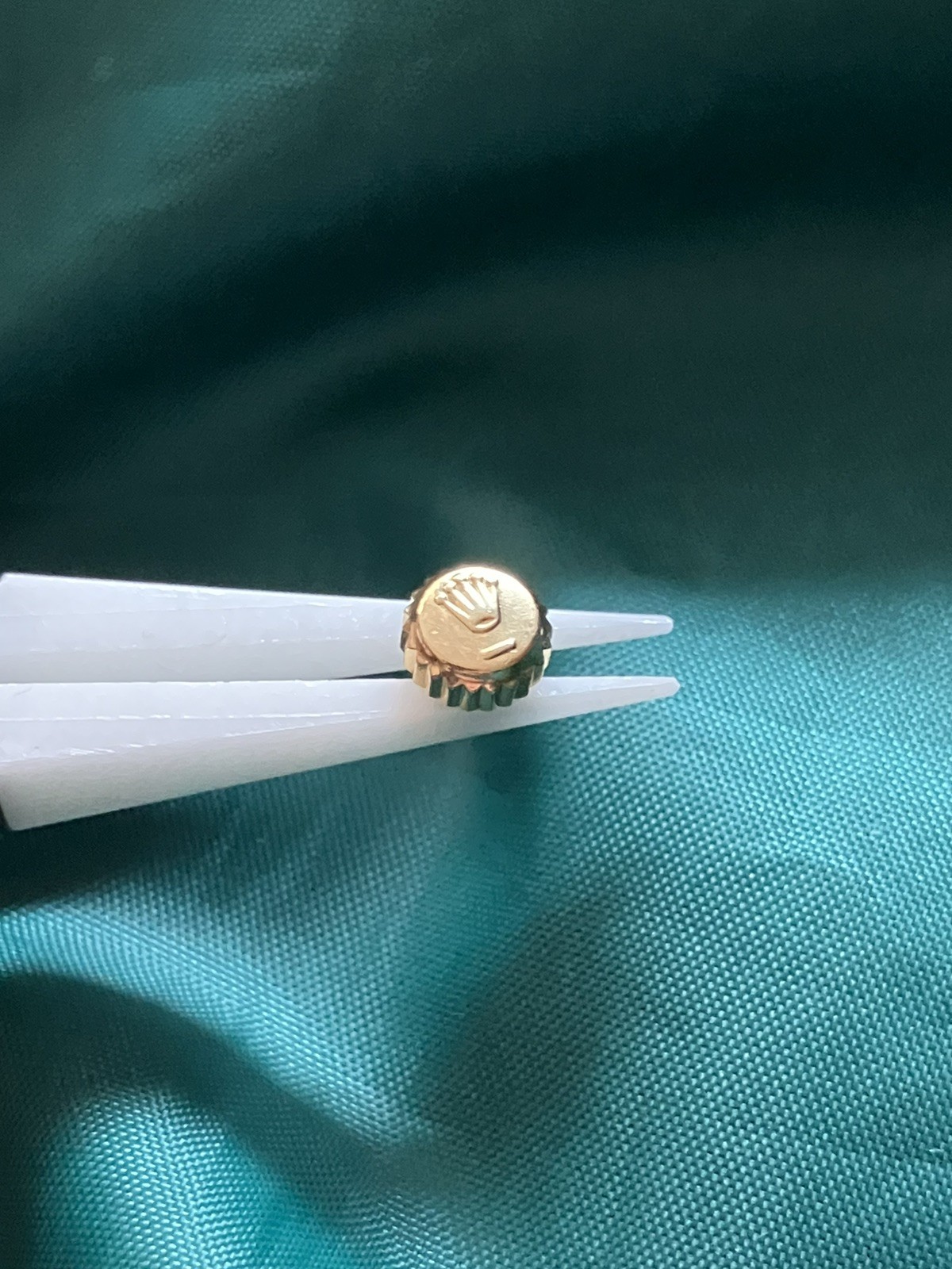 Genuine Rolex 18K Yellow Gold 6mm Crown for older earlier /Datejust 36 models