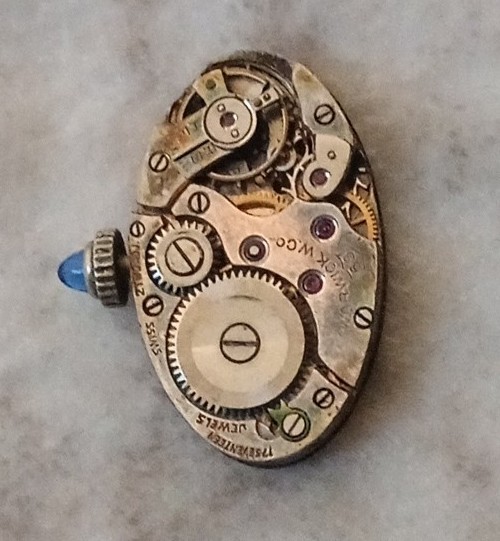Vintage 17 Jewels WARWICK W Co.~ SWISS Made ~ Ladies Watch Movement ~ Ticking