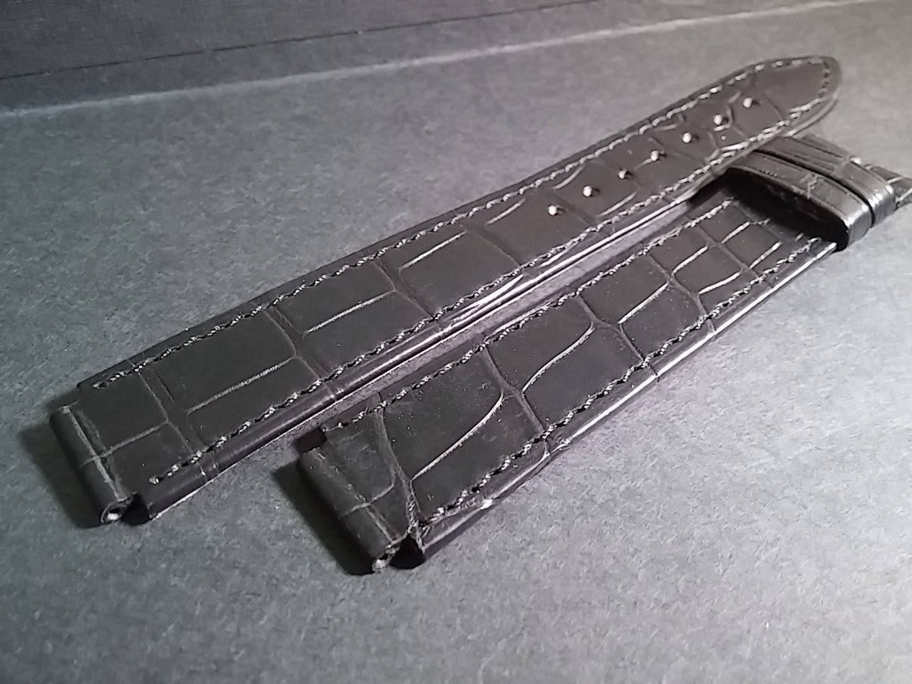 Milus band alligator BLACK-LONG 15mm (at watch), 18mm at buckle, with black stit