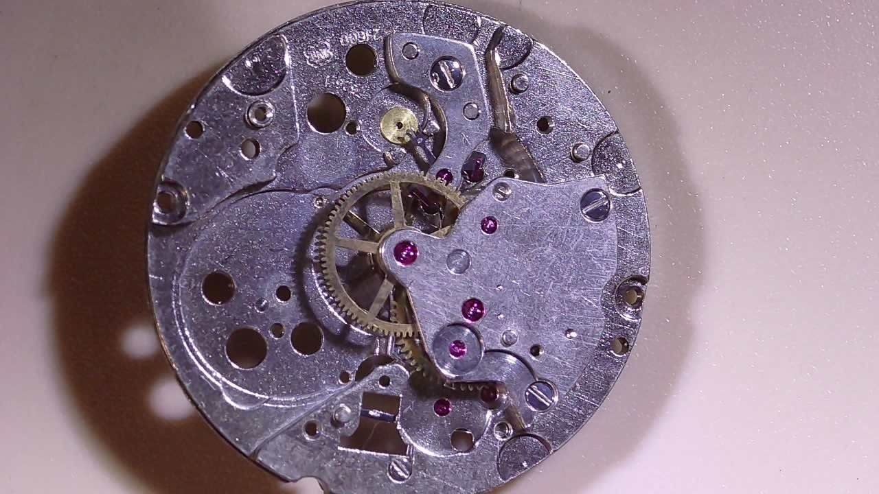 Ancienne Platine De Mouvement Montre Incomplete Cal. INT. 7526-1