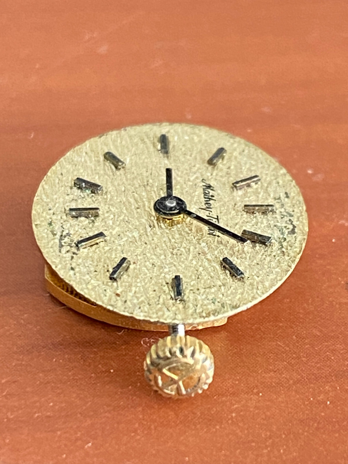VINTAGE LADIES MATHEY TISSOT WRIST WATCH MOVEMENT, CAL. 722, KEEPING TIME, 17J