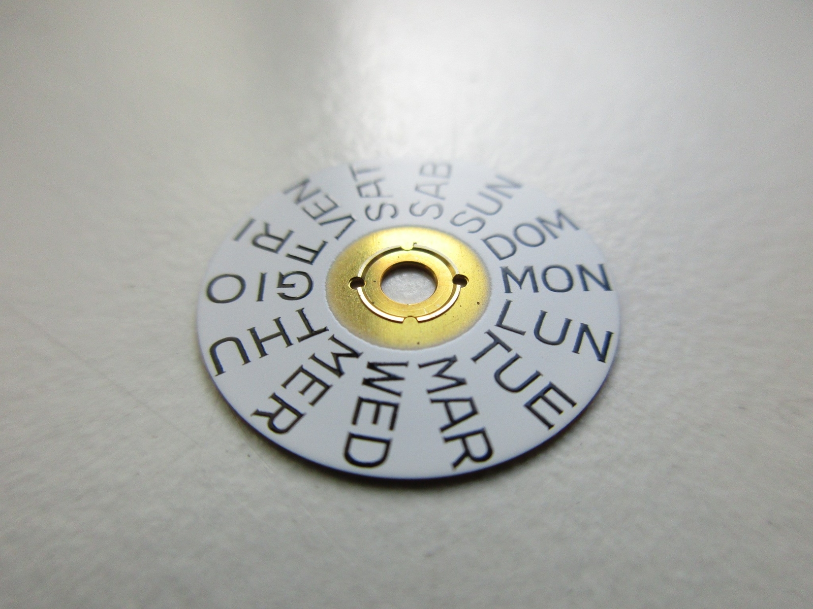 ETA cal. 2836 Italian English DAY disk white pos. at 3 Swiss watch movement part
