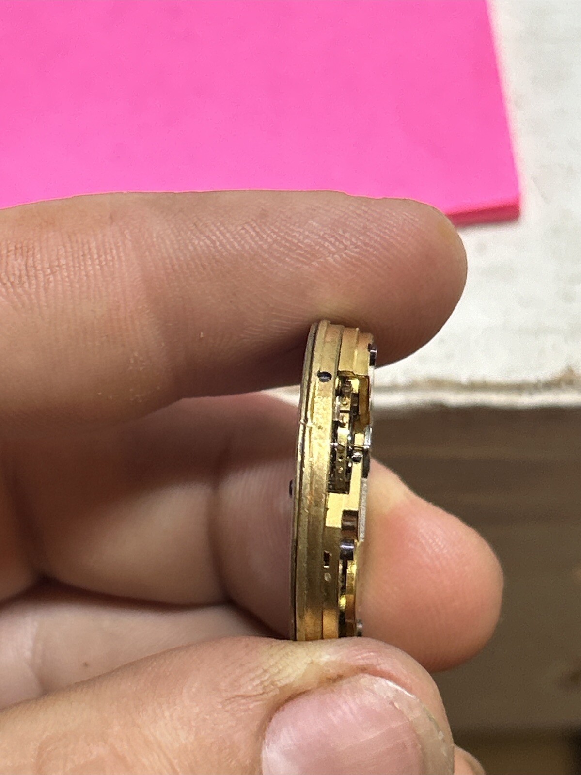 VINTAGE 0 SIZE ELGIN POCKET WATCH MOVEMENT Ticks Free For Repair