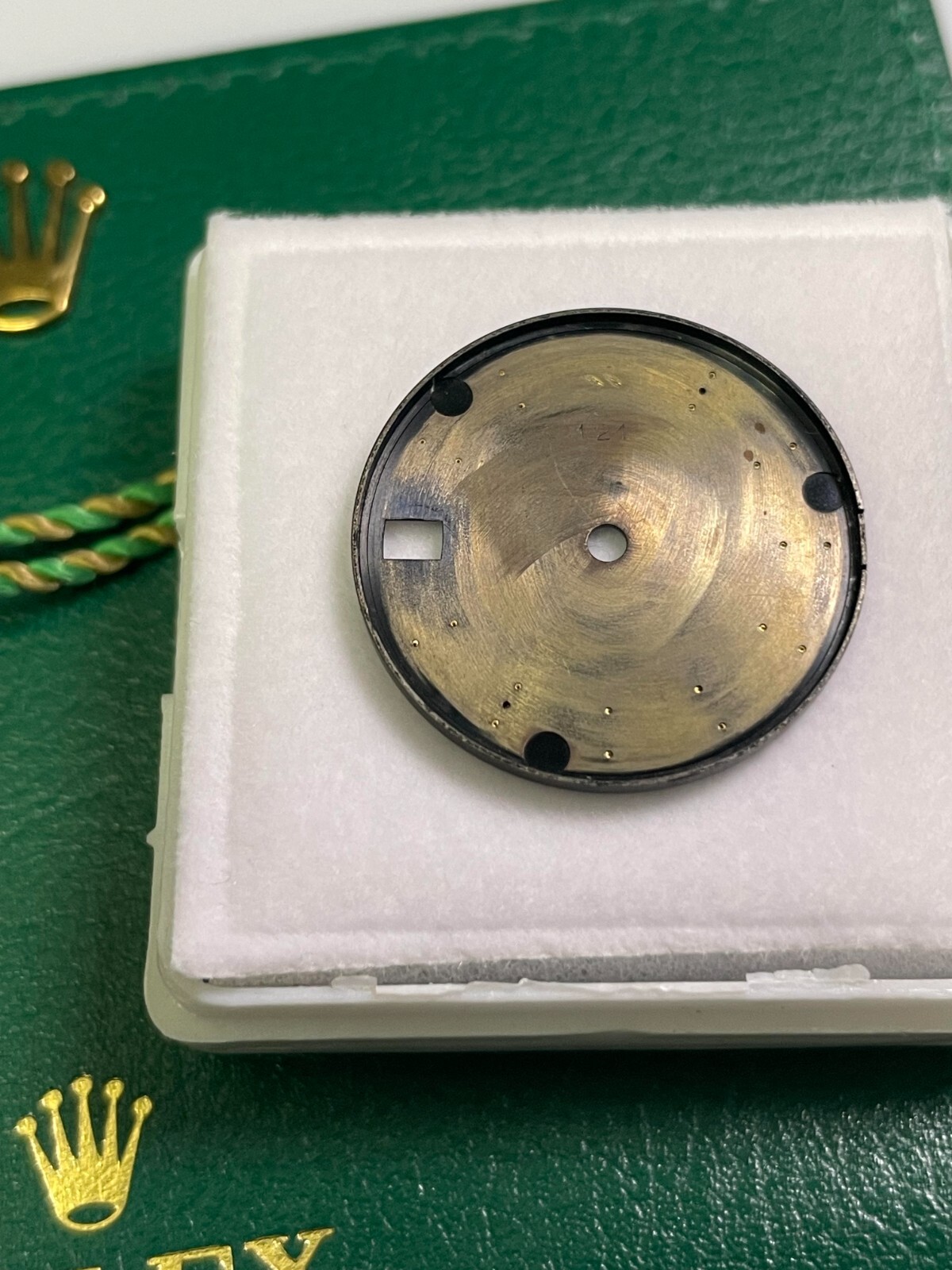 Factory Original Rolex Ladies DateJust 69173/ 79173 Glossy Black Dial w/ Y Gold