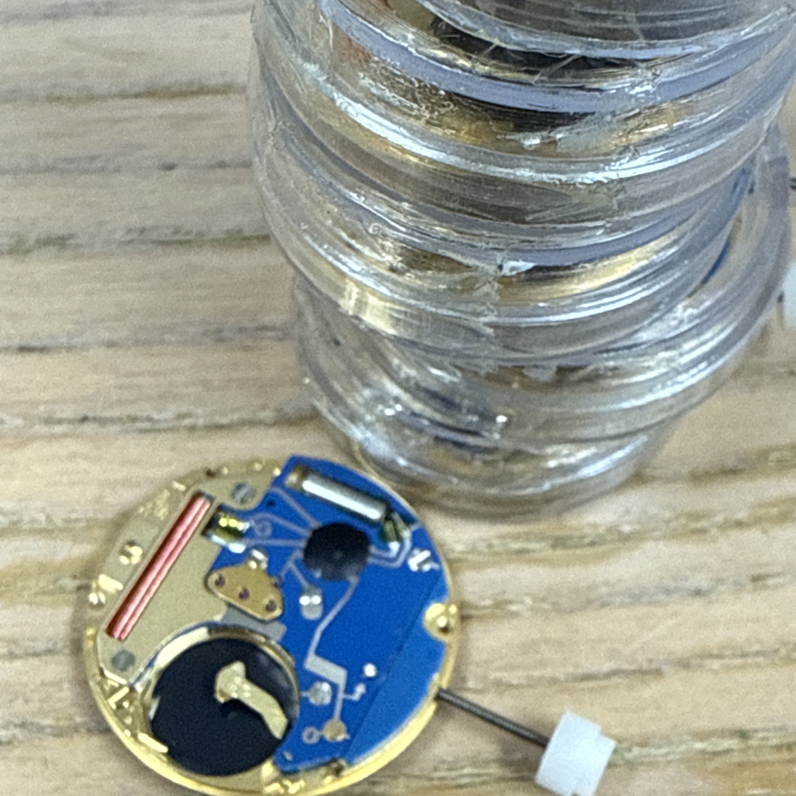 ETA 955.412 Date at 3 and 2 Hands Watch Movement Quartz. Price For 1 PC