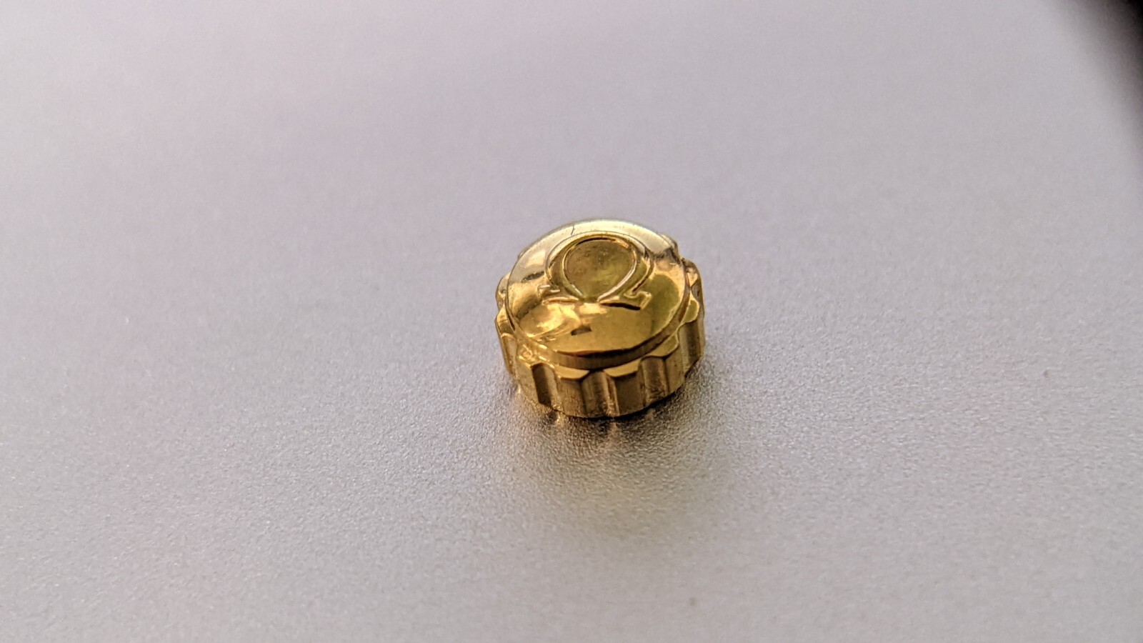 Ω OM yellow CROWN 5.0 x 2.0 tap 10Y (0.90mm stem thread) Unbranded (clover?)