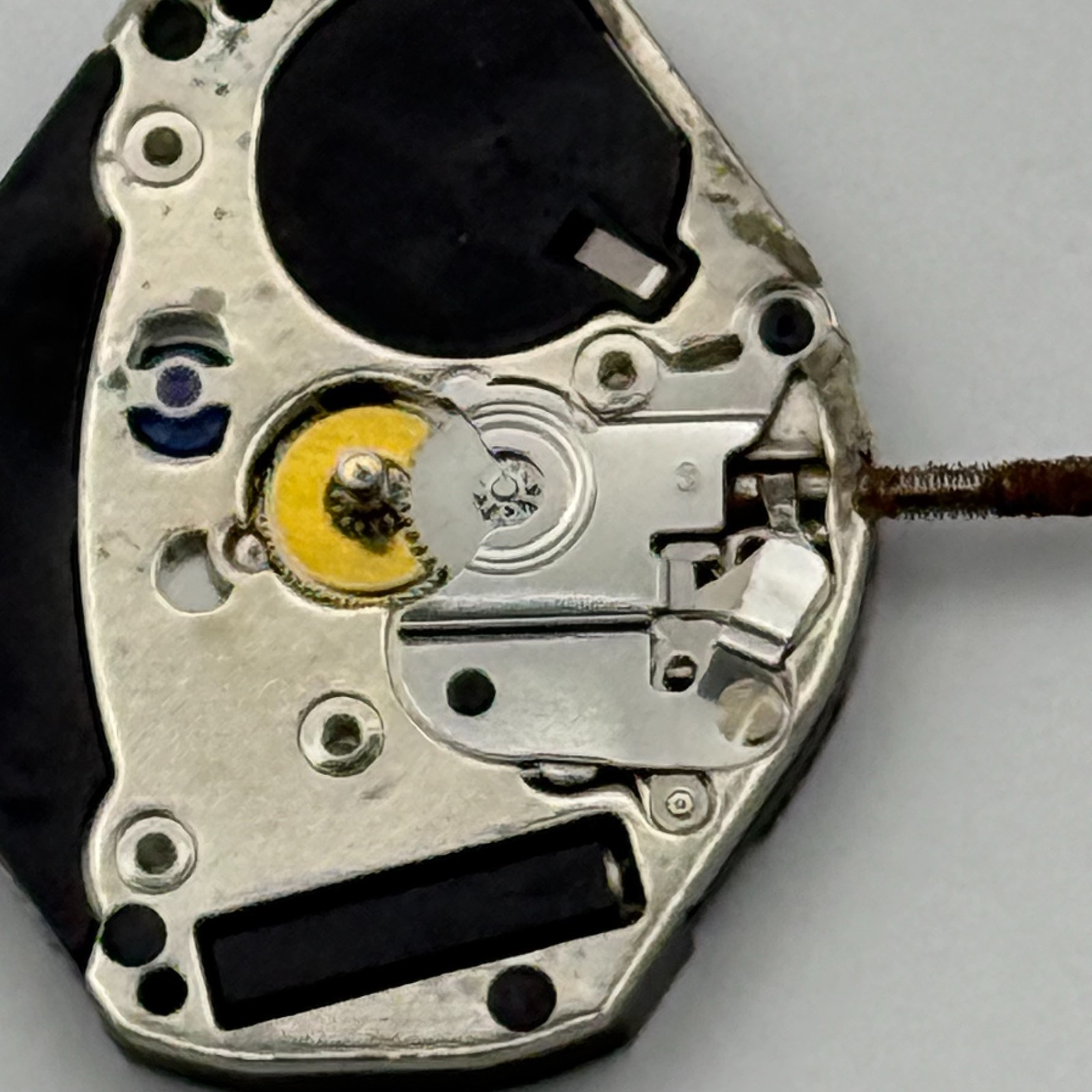 ETA 902.005 Watch Movement Quartz Swiss 1 Jewel Parts Repair Untested 18.2mm