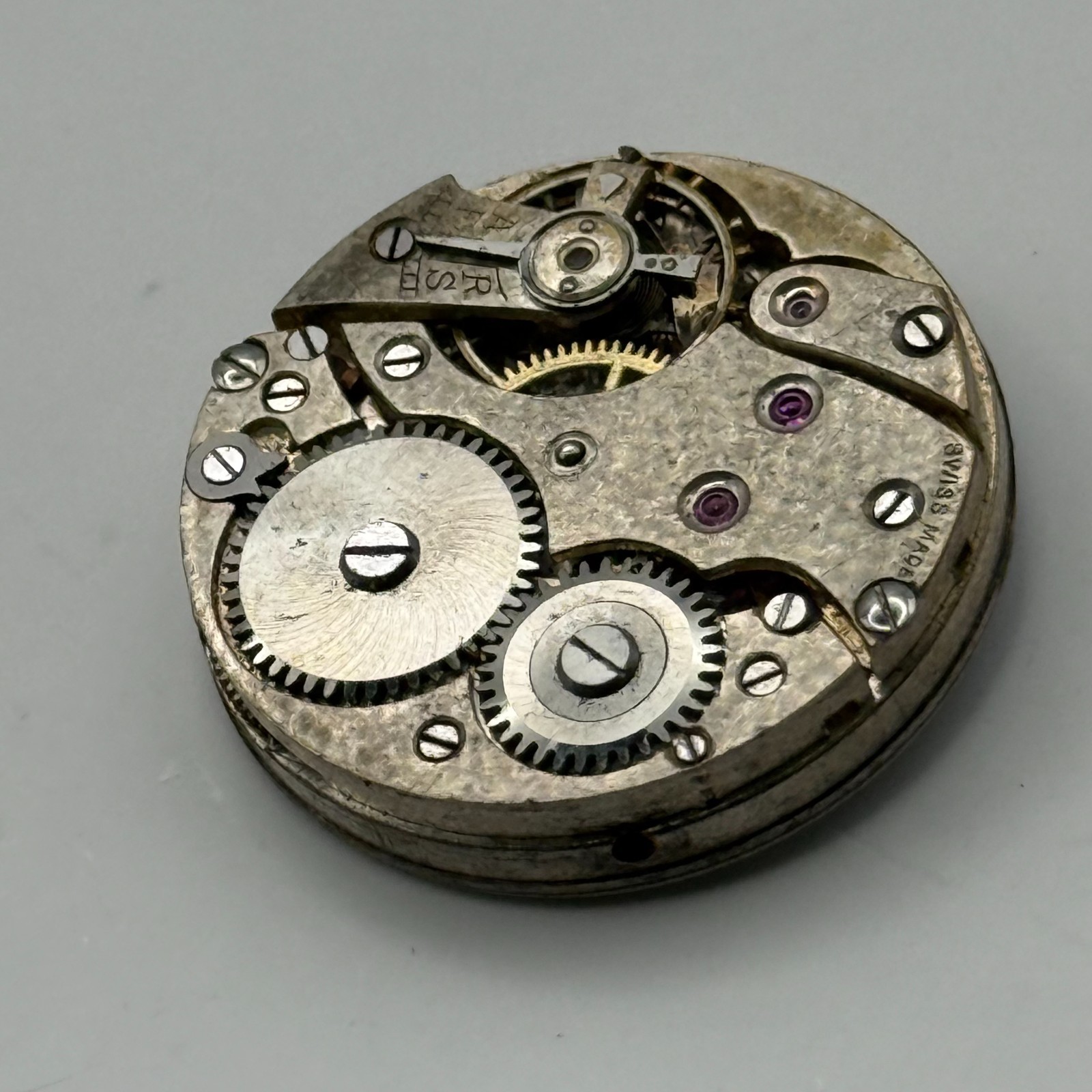 Unidentified Watch Movement Swiss Sub Seconds Manual Wind Parts Repair 24.7mm
