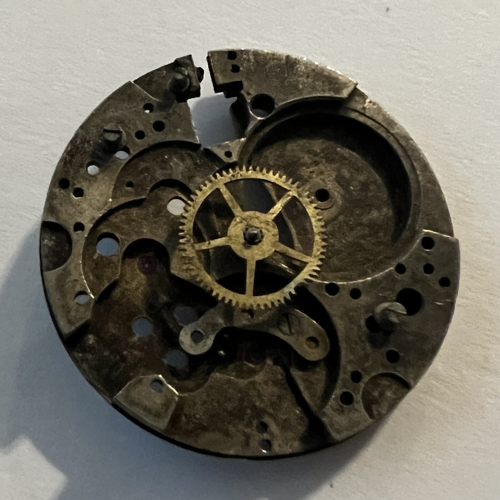 ANTIQUE UNKNOWN SWISS MECHANISM WATCH MOVEMENT FOR PARTS