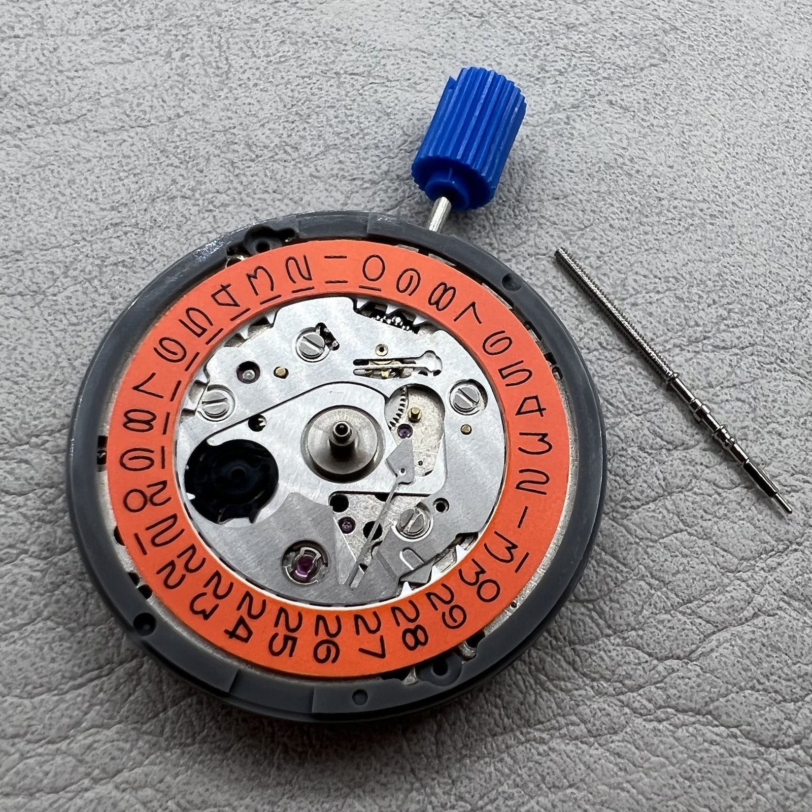 Seiko NH35 Automatic Mechanical Movement Vintage Orange Date Wheel 24 Jewels