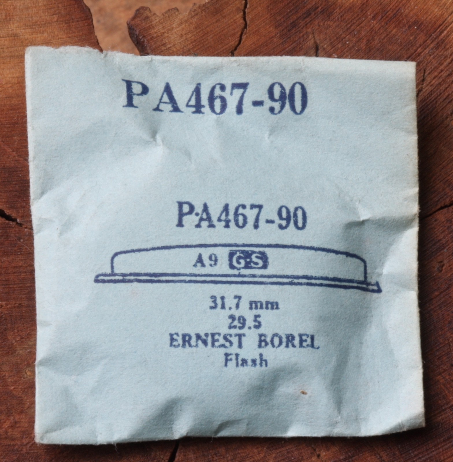 Vintage Ernest Borel Flash watch replacemen​t crystal 31.7mm ledge & 29.5mm dome
