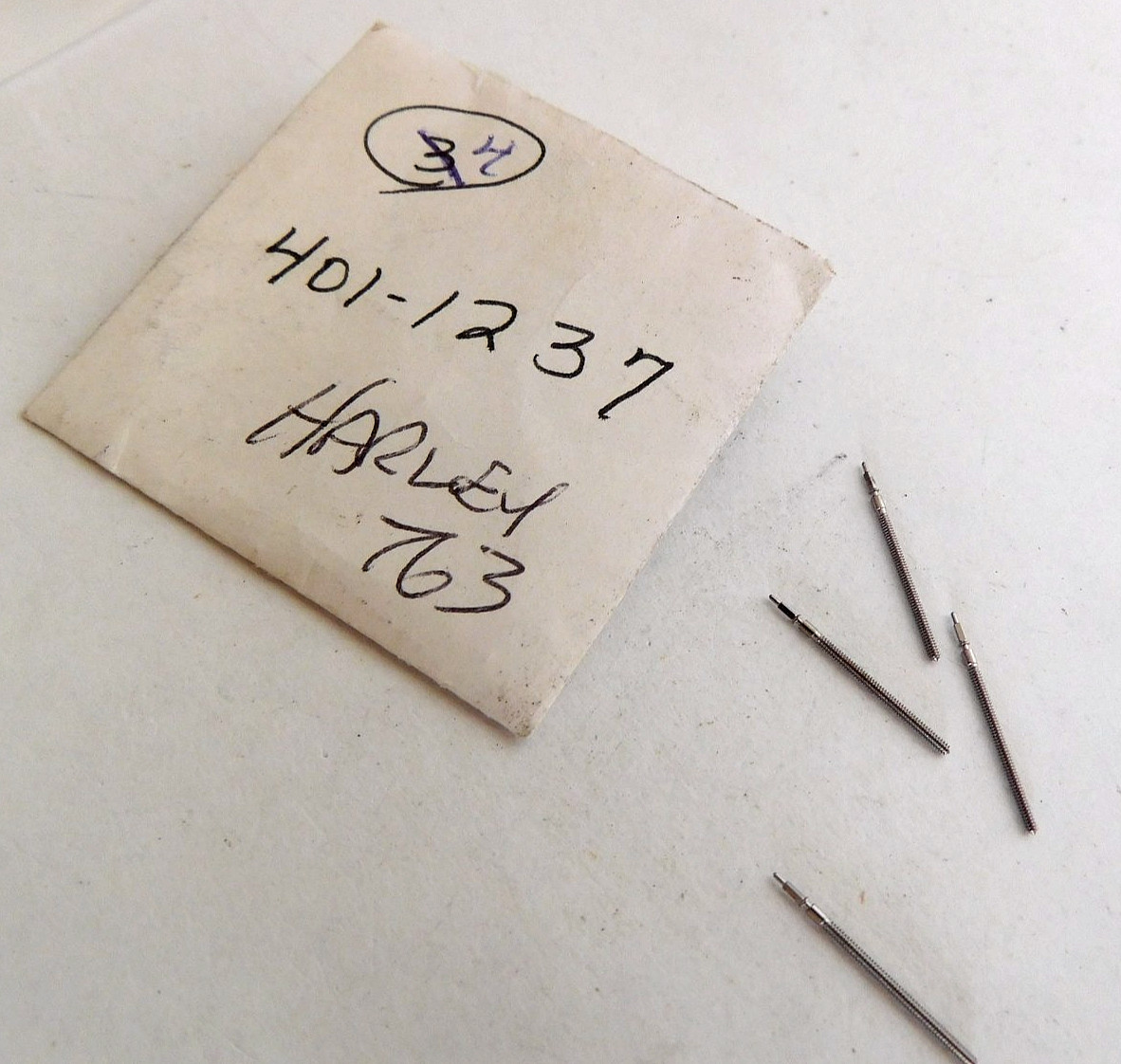 RONDA 762 PART # 401 WINDING STEMS 4 PIECES NEW OLD STOCK
