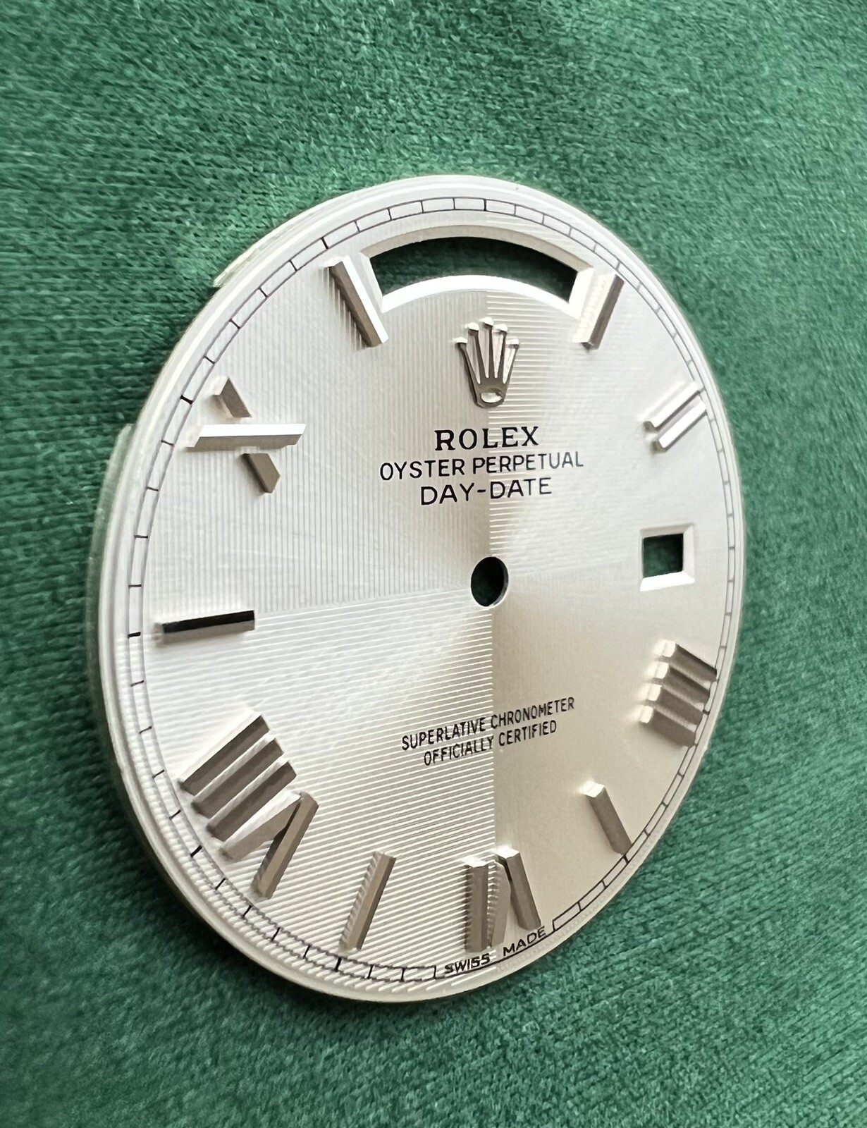 Authentic Rolex Day-Date 40mm Sundust Silver Roman Dial Model 228239 – OC#770