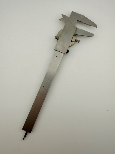 Vintage Brown & Sharpe 6″ Dial Caliper (579-1), Excellent Condition (Swiss Made)