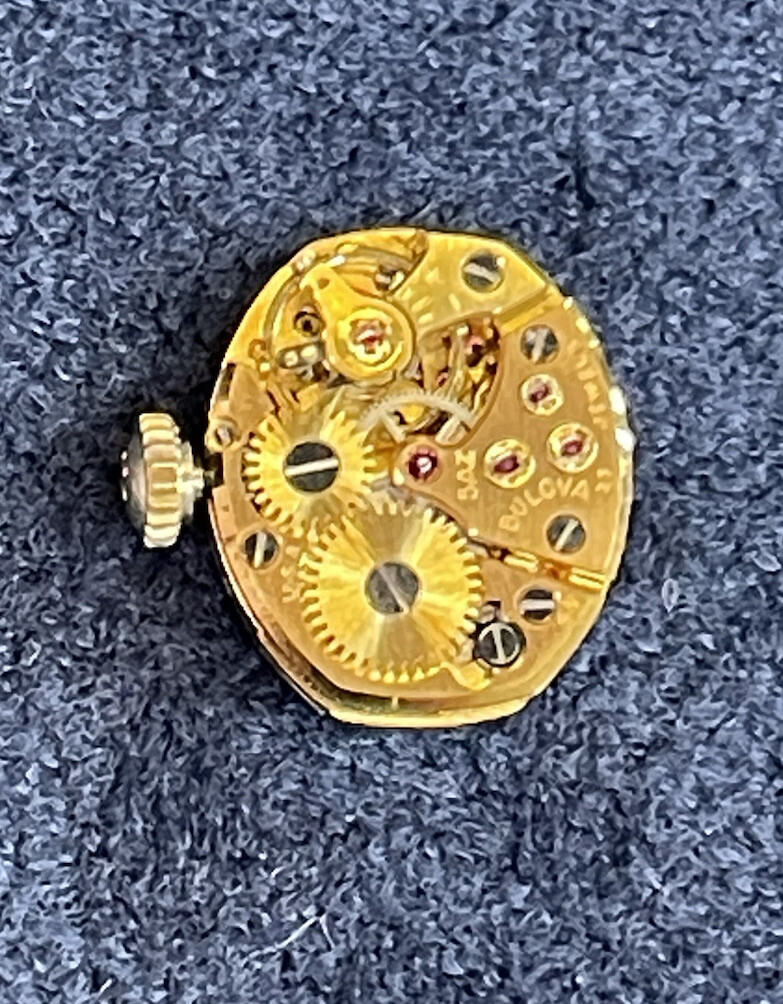 Vintage ART DECO BULOVA Velvet Box & BULOVA 5 AZ MOVEMENT 23
