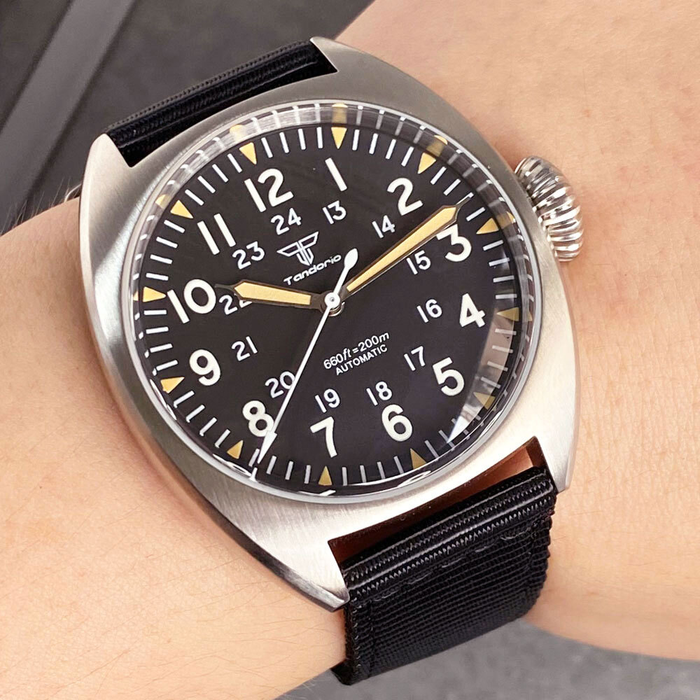 40mm 20ATM Diving Field Watch Movt Luminous Brushed 20atm NH PT Sapphire
