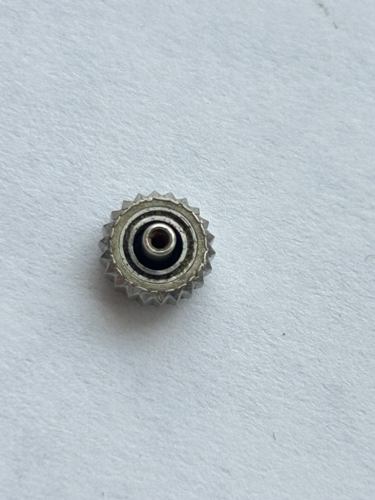 1 x Vintage Rolex 5.9 mm Super Oyster Steel Crown perfect condition vintage