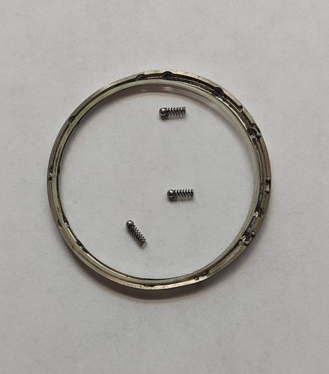 Genuine Rolex Bezel Retainer Gasket 39mm I-Ring + 3 Springs – Preowned