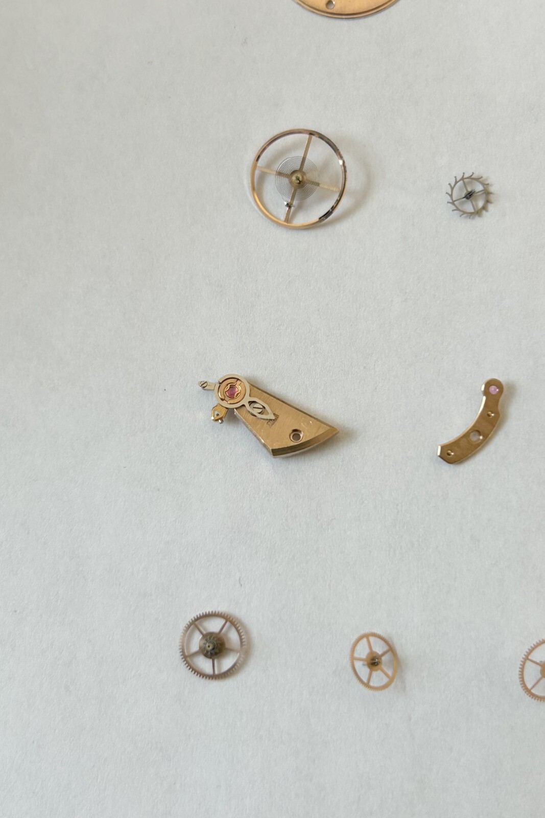 Omega Cal 611 Watch Part Movement Balance Fork Wheel 601 602 600 610 613 132.019