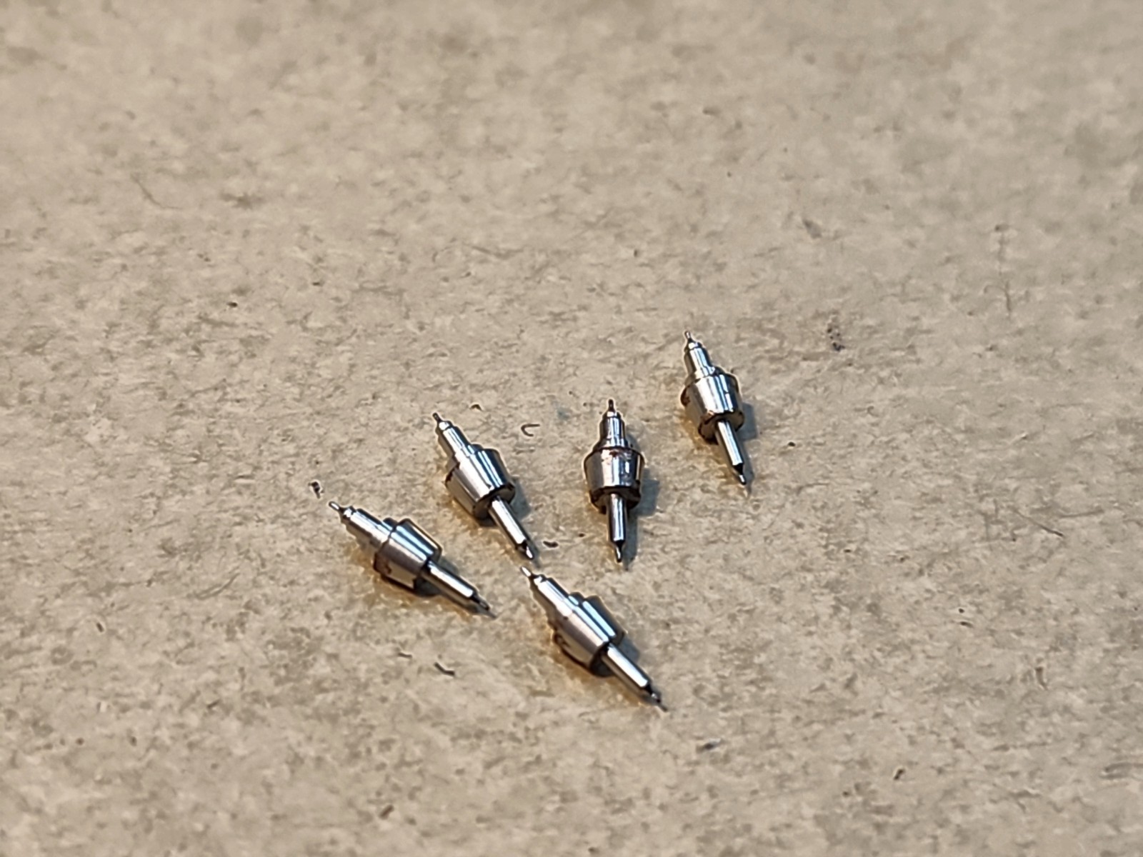Lot Of 5 NOS Illinois 18s SRSC O.F. 6th Model 47605 1281 Balance Staffs