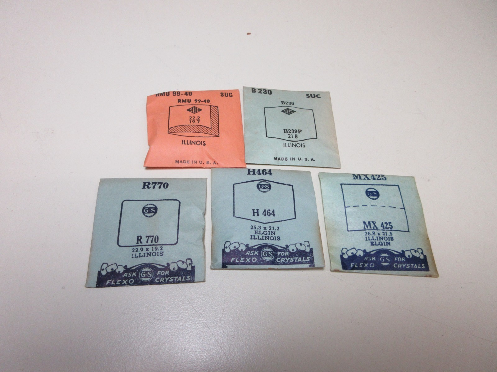 LOT OF G.S SUC MENS ILLINOIS WATCH CRYSTALS ASSORTED NEW OLD STOCK FLEXO #213