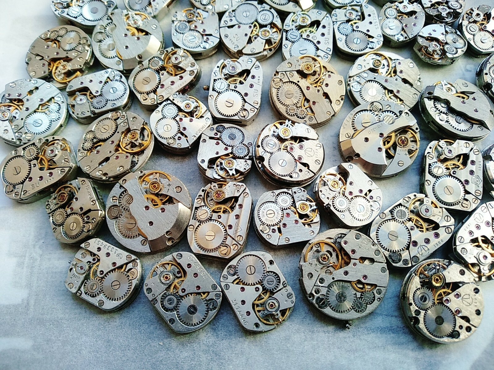 Vintage Watch Mechanisms Steampunk Art set 40 pc.