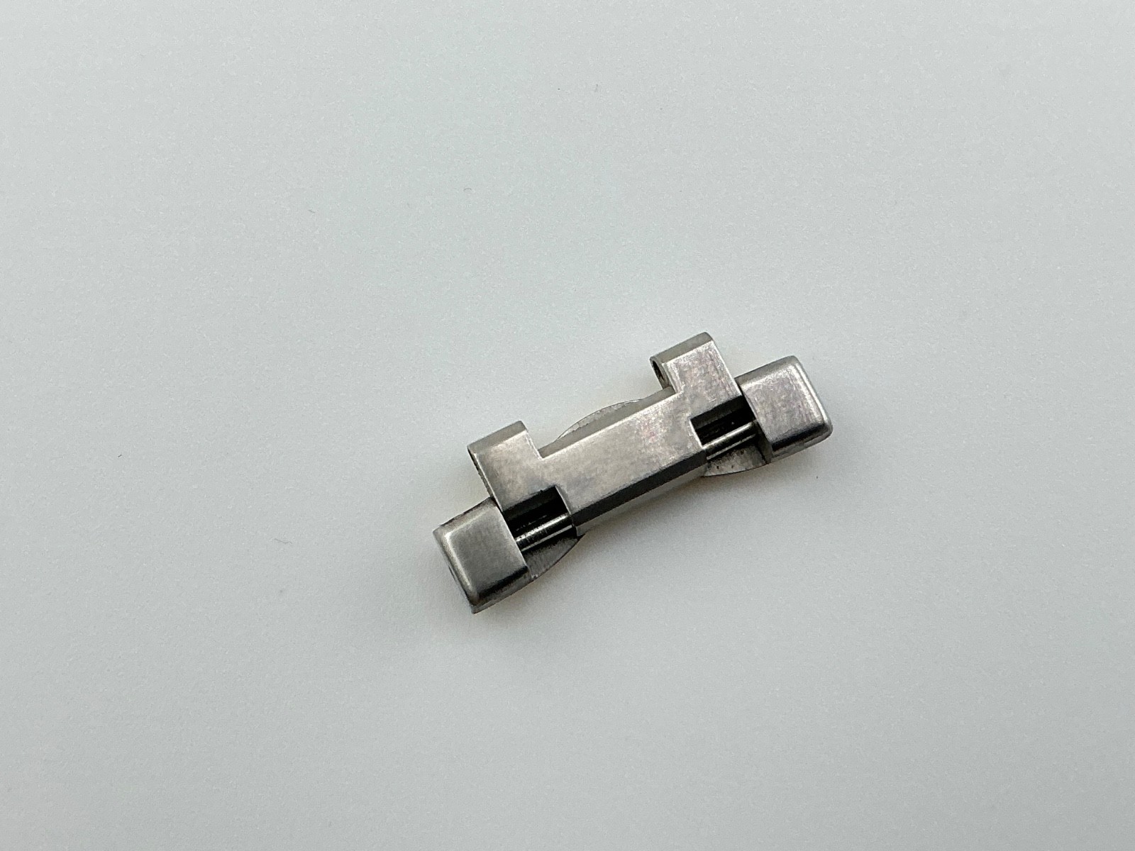 EBEL MENS CLASSIC WAVE E1251F41 BAND LINK S/S two tone 20MM with screw type pin