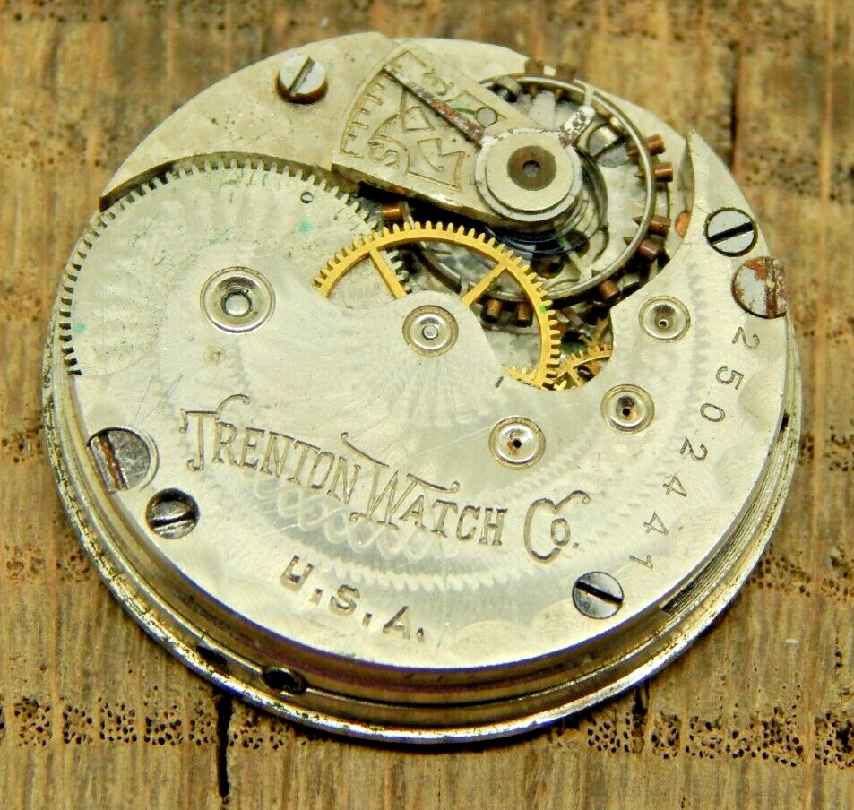 Antique Trenton Pocket watch movement 3/0 size Grade 90 Model 1 Circa 1905