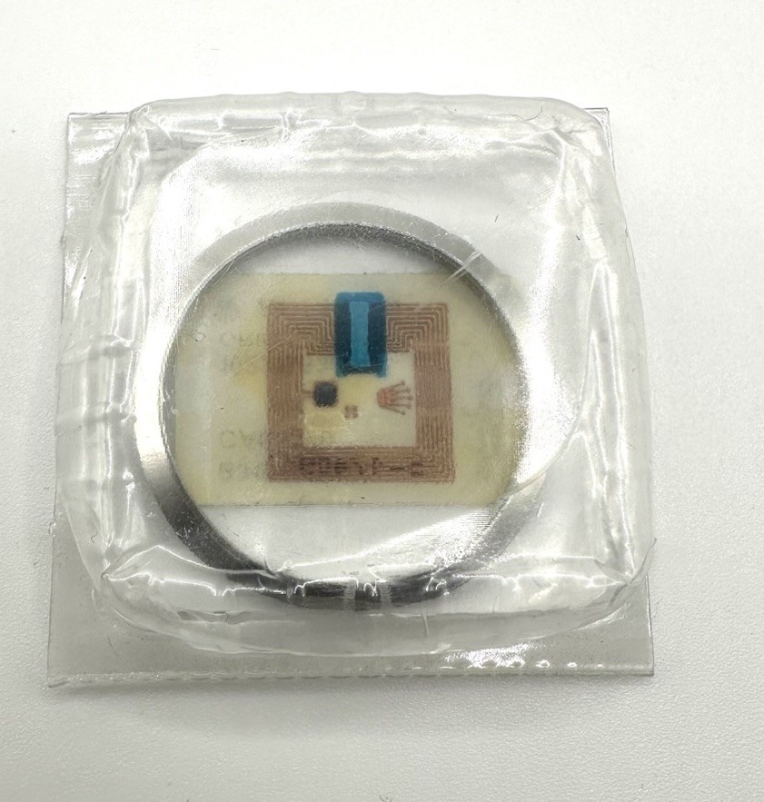 New Genuine Vintage Rolex Submariner Cal.1570 Crystal Retainer Ring B319-5512