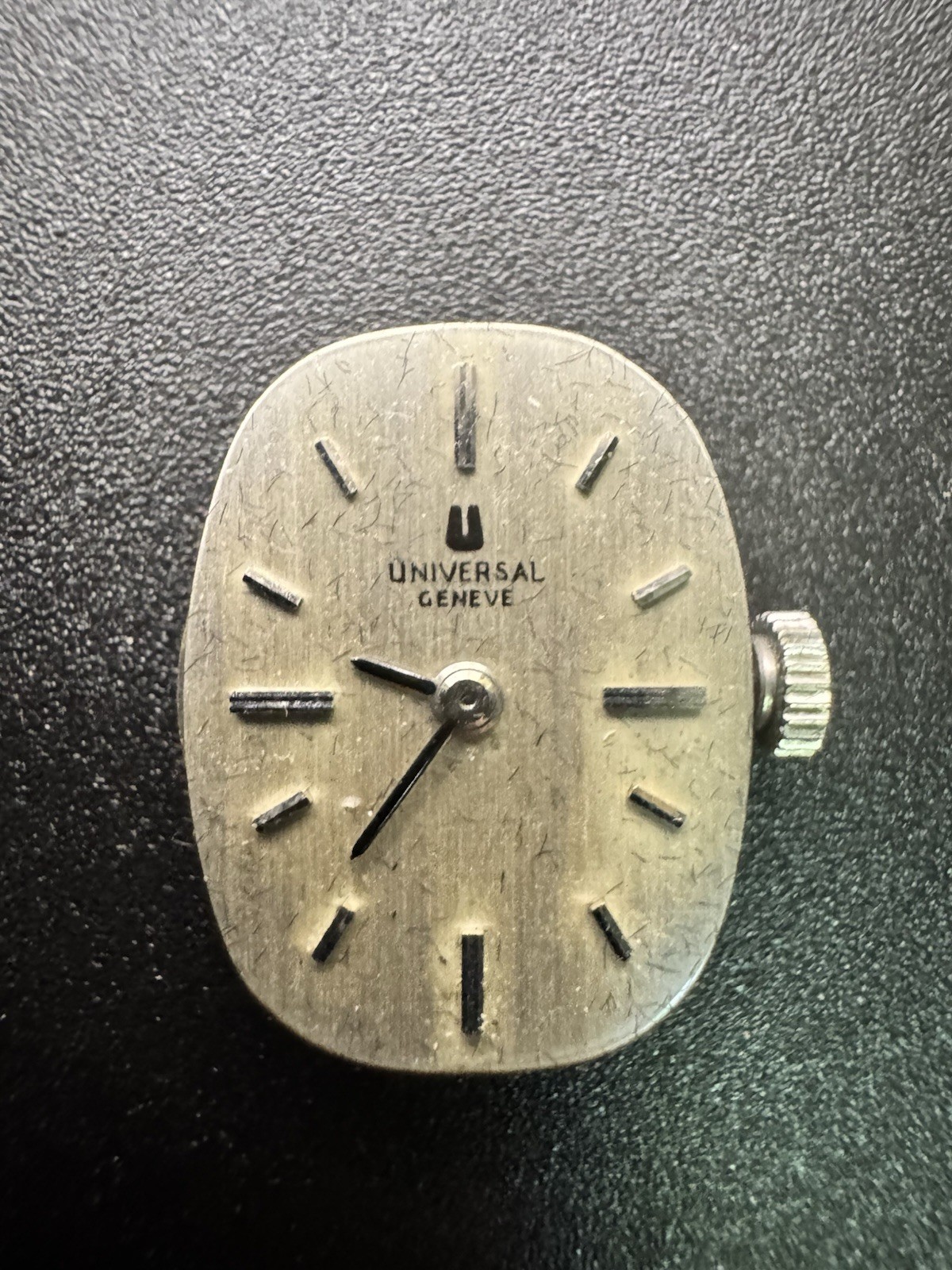 Universal Geneve Wristwatch Movement – Running