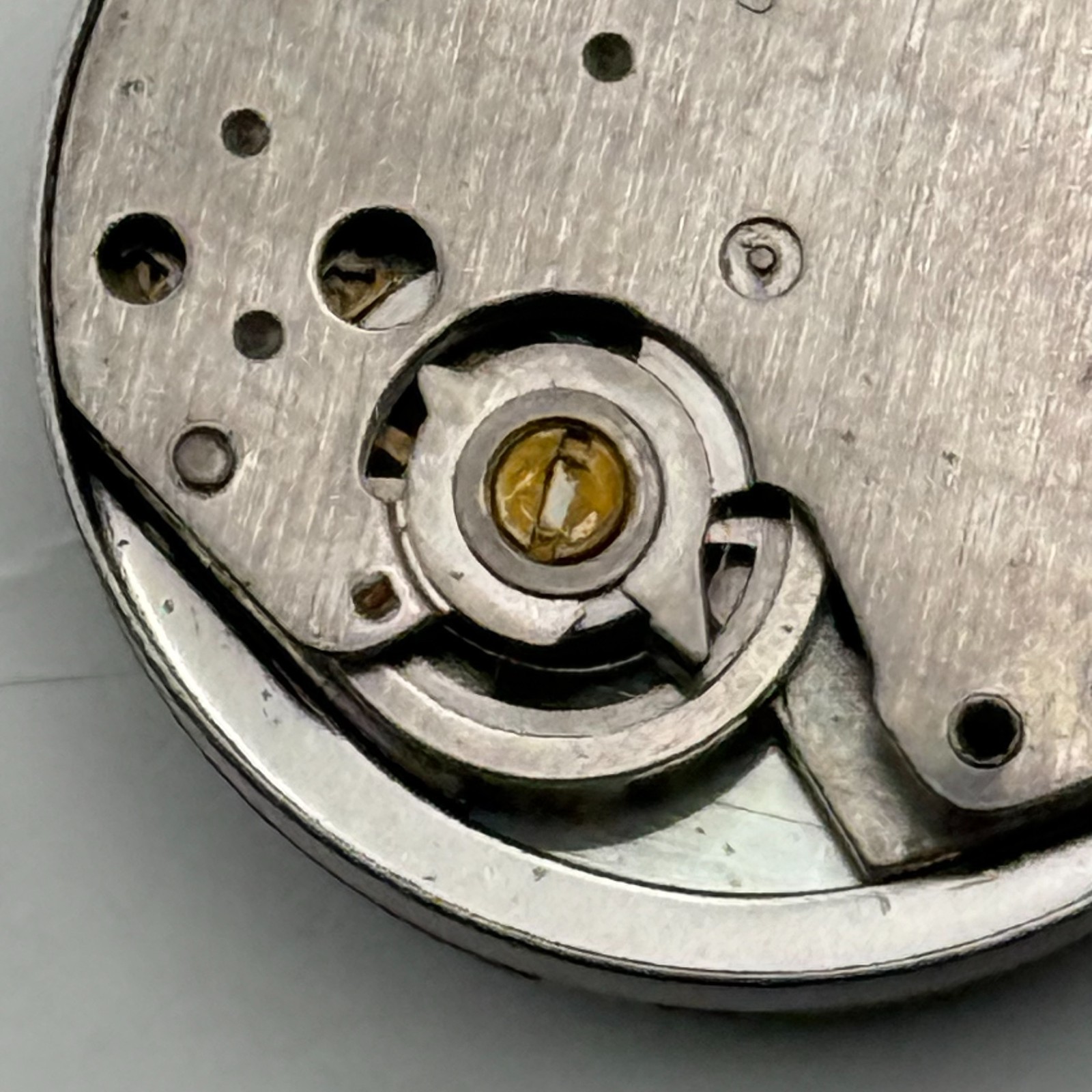 Timex 465 Watch Movement Great Britain Brown Dial Vintage Parts Repair 15.1mm