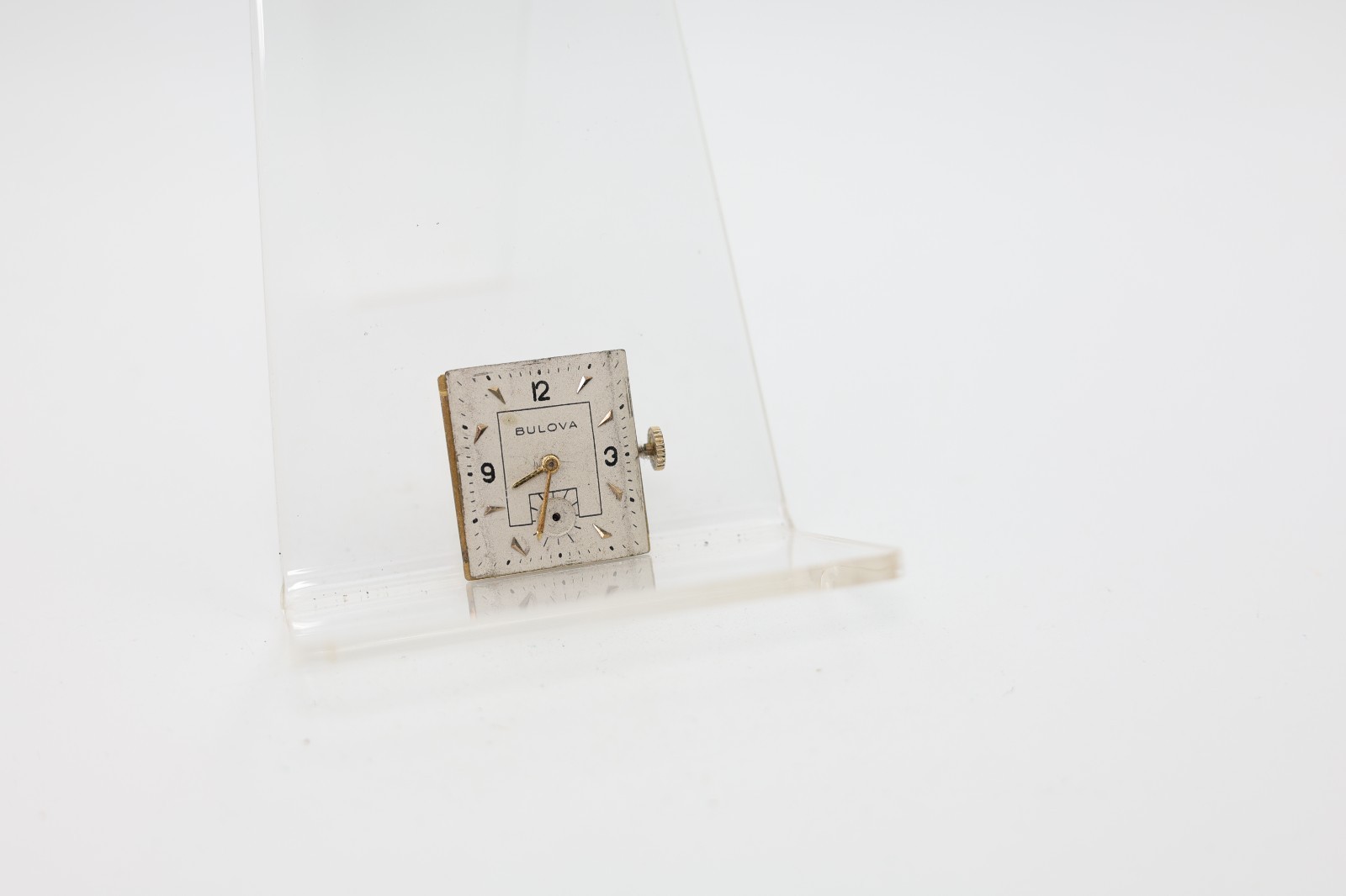 BULOVA CAL. 8AE 17j WRIST WATCH MOVEMENT FOR REPAIR (LH)