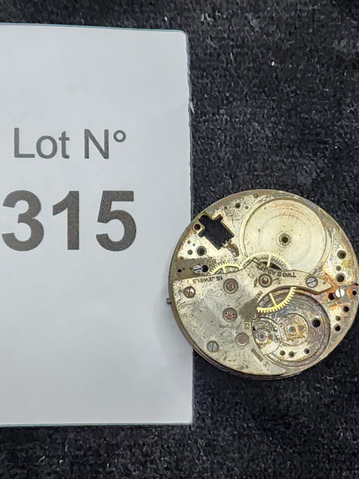 Vintage Swiss Patria Watch Co. 15 Jewels Mechanical Movement – For Parts or Repa