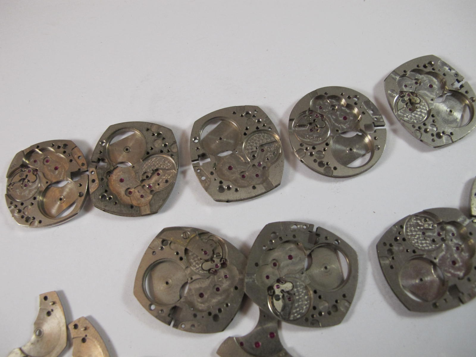 GRUEN CALIBERS 405 410 420 435 MAIN PLATES AND MATERIAL