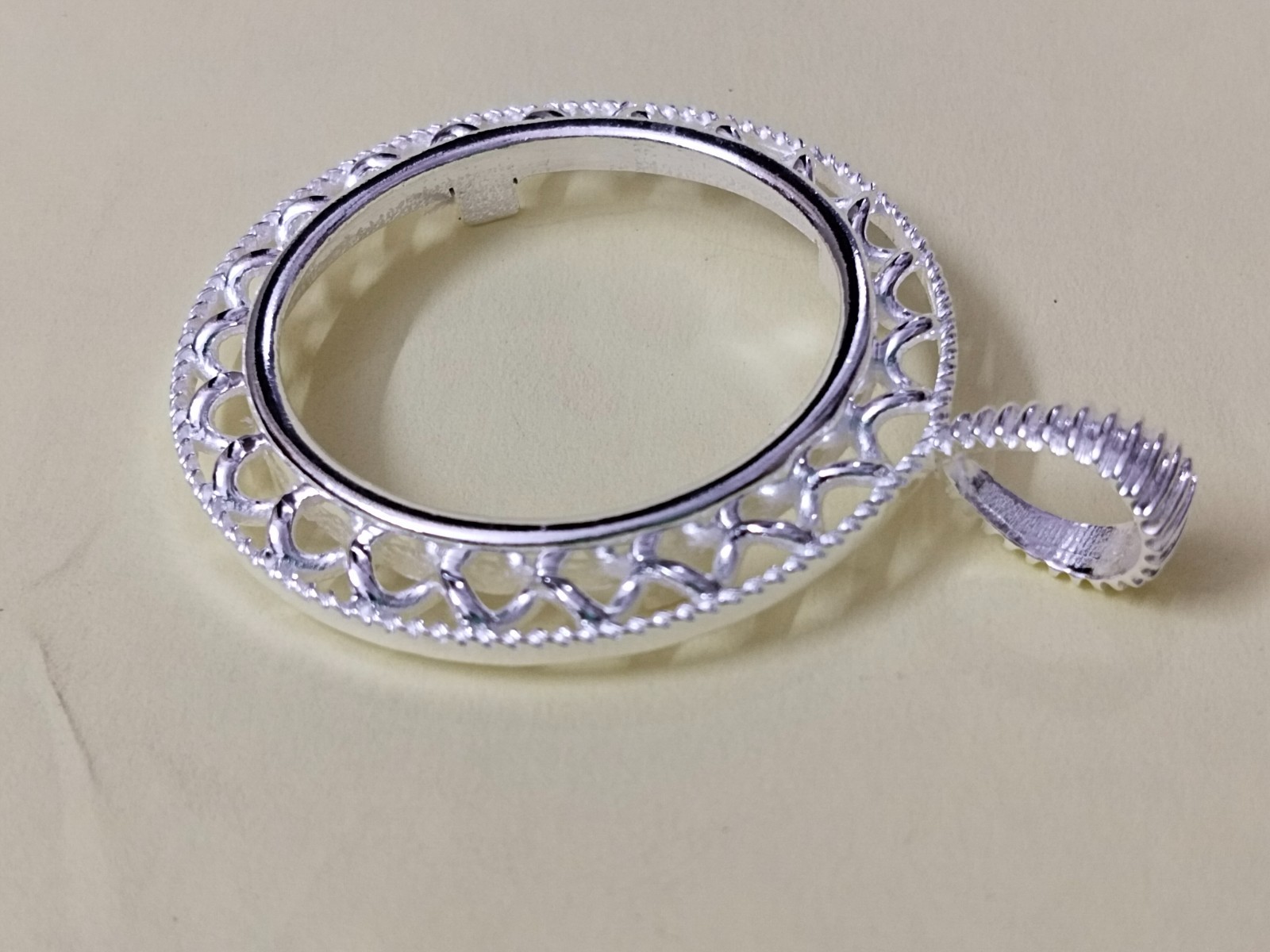 925 Sterling Silver Round Bezel Pendant Blank Bezel holder Coin Connector