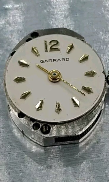 Vintage 17 Jeweled FEF 6620. Garrard manual wind movement runs well, Swiss made.