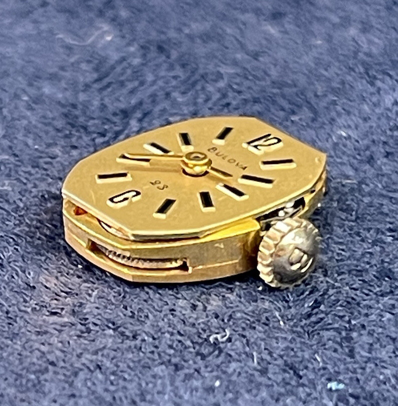 Vintage ART DECO BULOVA Velvet Box & BULOVA 5 AZ MOVEMENT 23