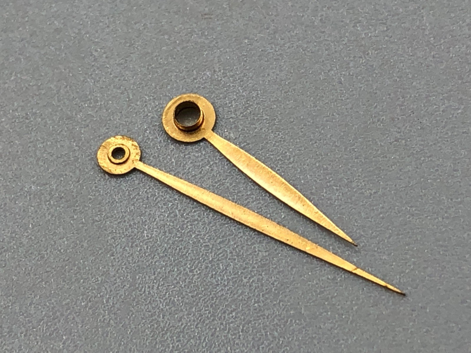 GENUINE 40s 50s OMEGA WATCH GOLD TONE LEAF HANDS Part #140GL 37 WATCHMAKER PARTS