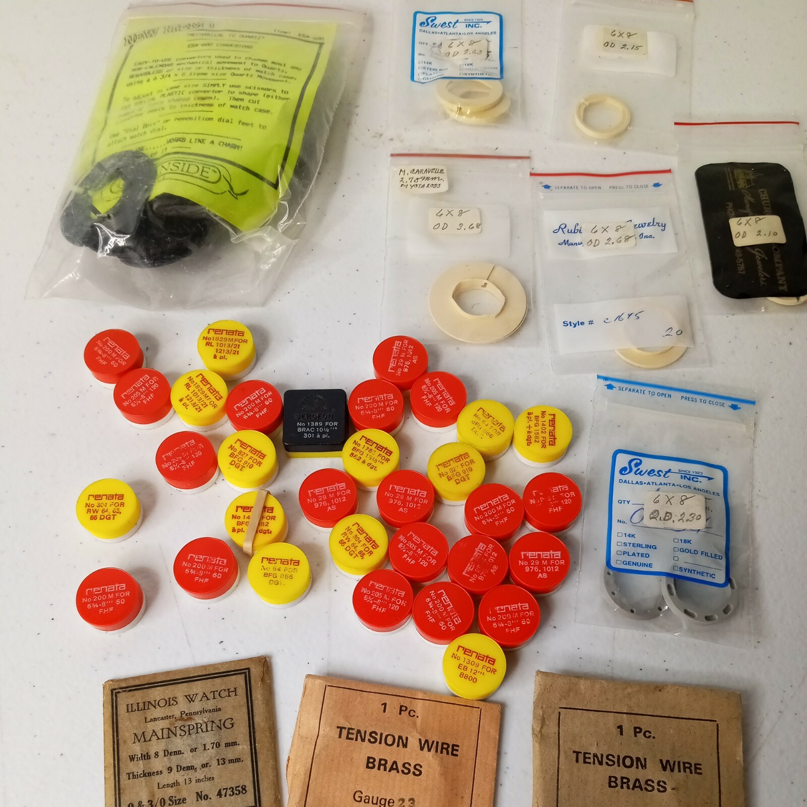 Watch Parts Repair Lot Vintage NOS Renata FHF AS DGT Illinois Myota 35 + Pieces