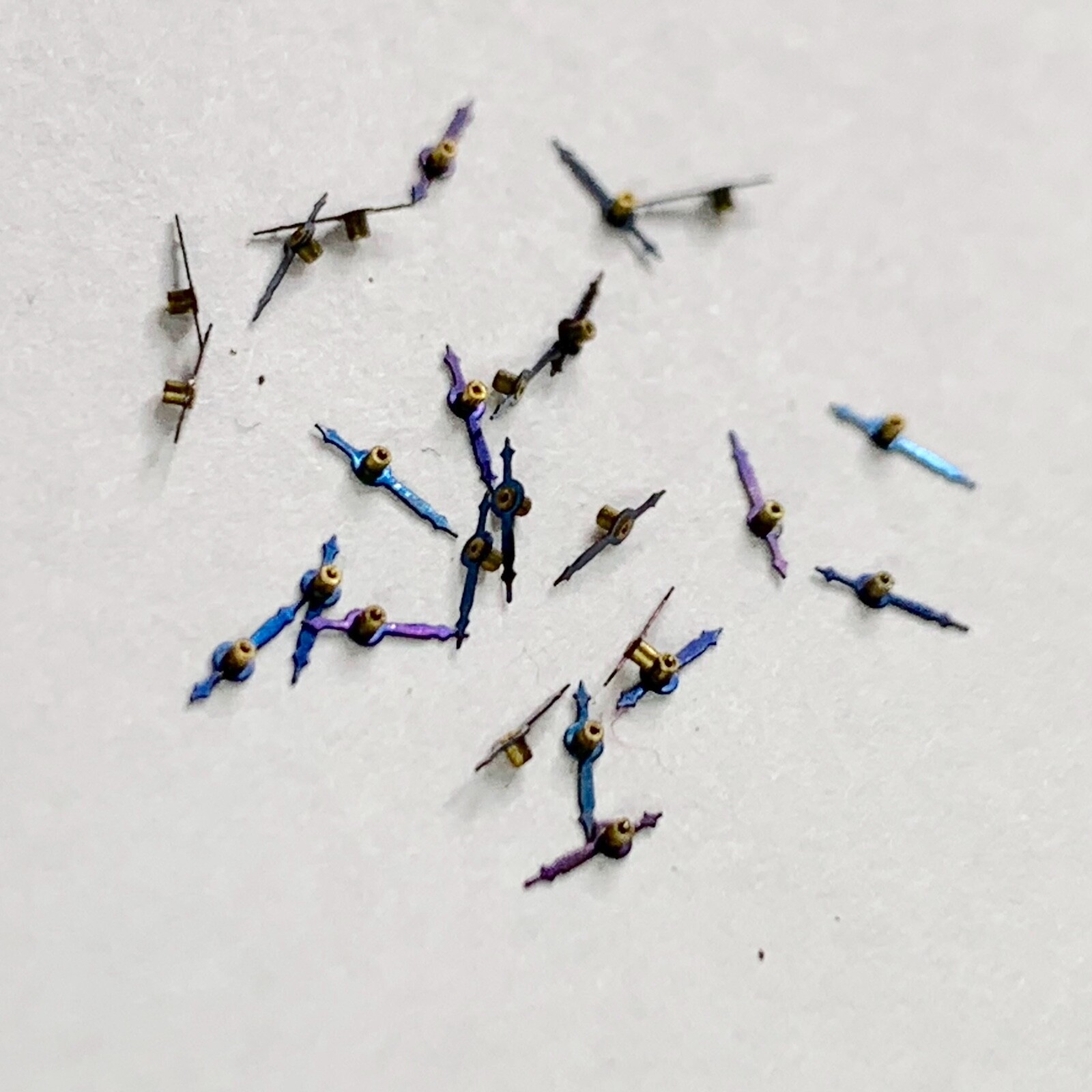 25 Blue Second Hands 4mm Repair Watchmaker Lot NOS Watch Parts Wrist Identical