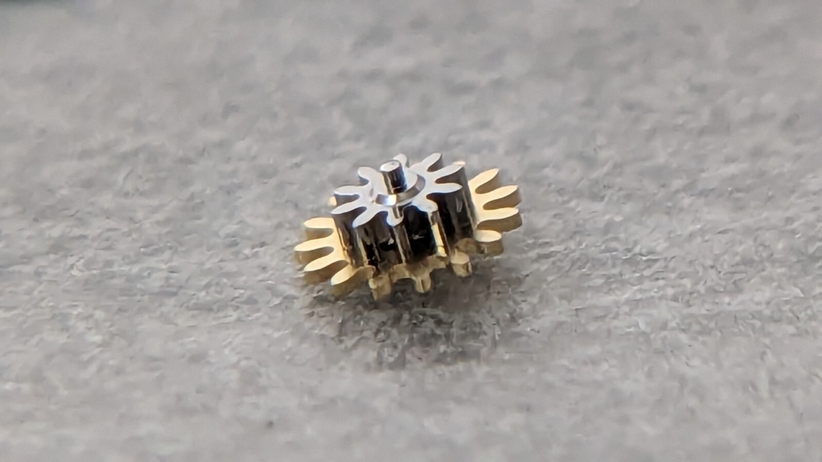 Genuine Rolex Caliber 3155 670 Intermediate Date Wheel New Old Stock
