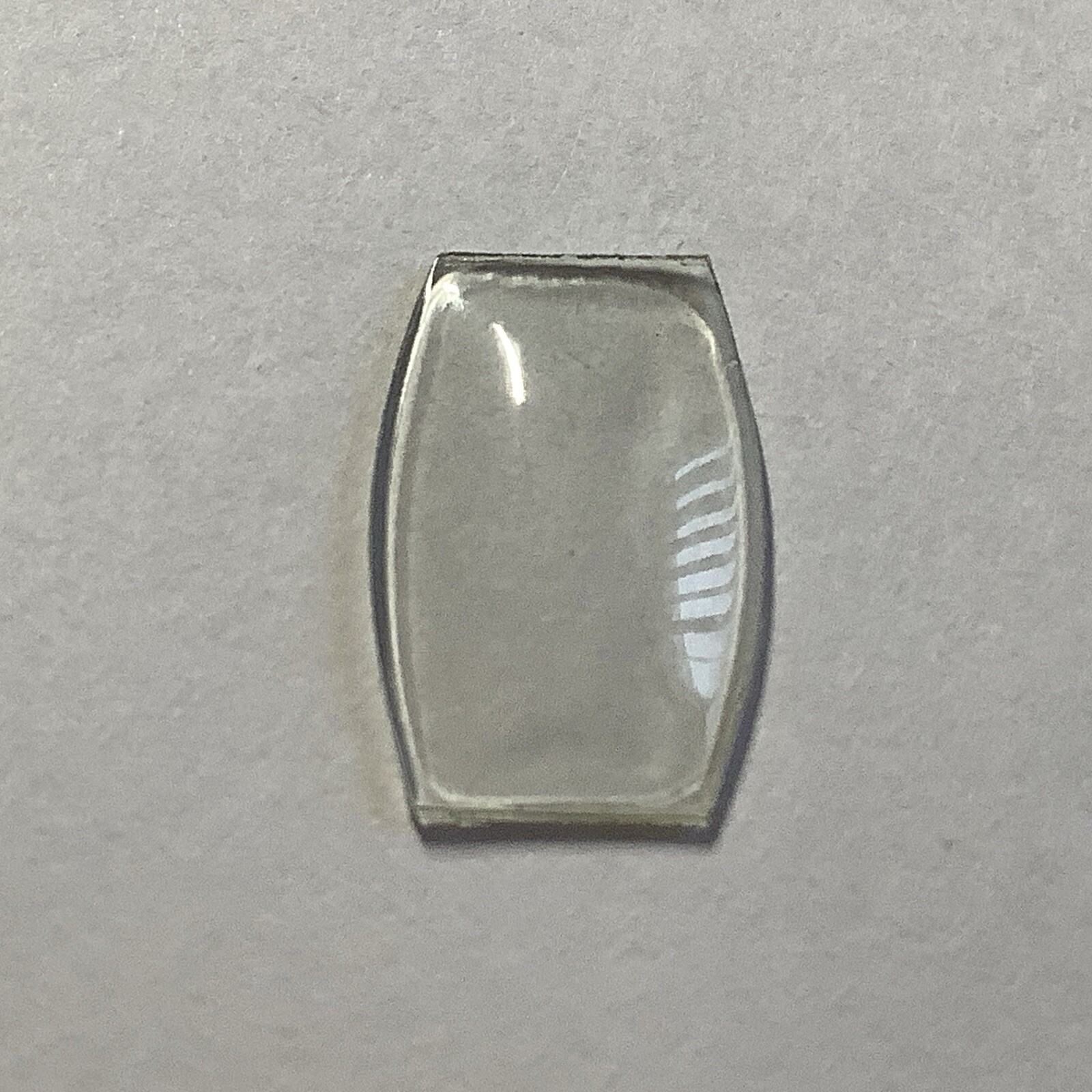 CLASSIC WATCH PARTS. PERSPEX WATCH GLASS. Tonneau. Raised. 10x16mm Ref 308