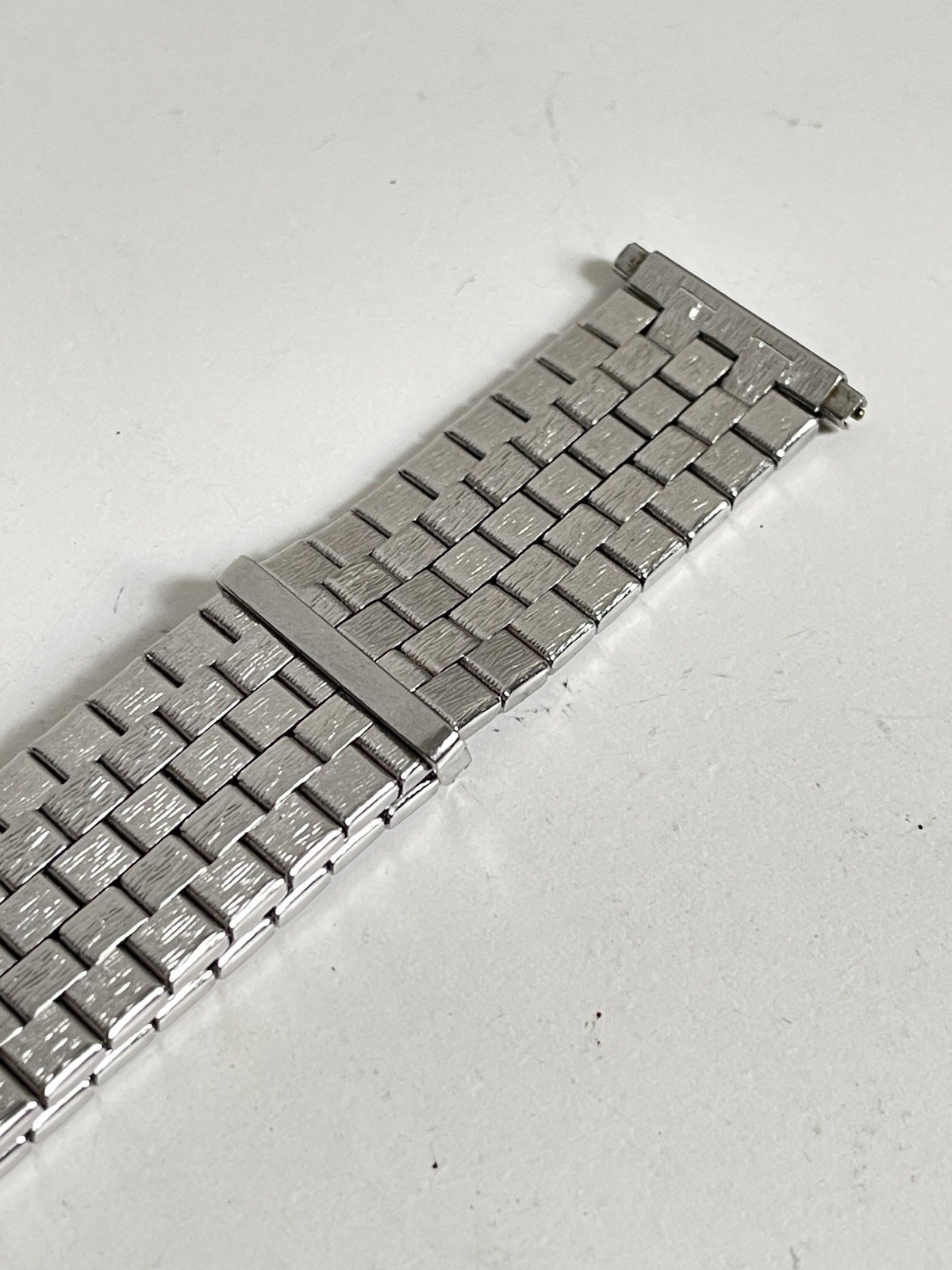 Very Cool ZRC 18-21 Mm Flexible And Adjustable Bracelet Stainless Steel